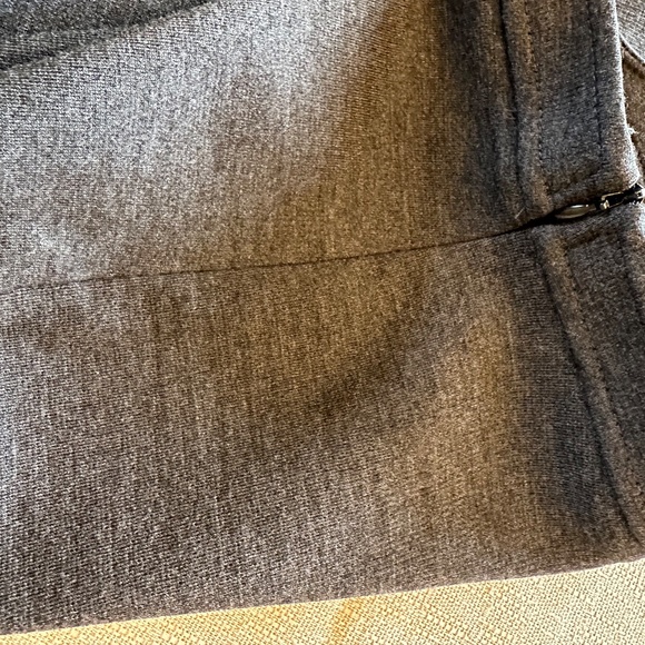 NWT St. John Knit Slim Pants - Picture 8 of 10